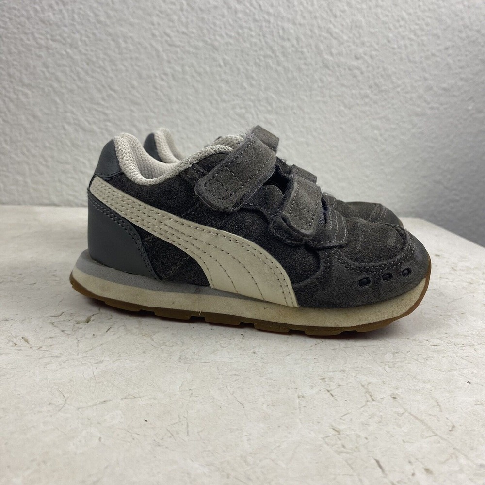PUMA US Size 8C ST Runner V2‎ Gray Suede Dual Adjustable Straps